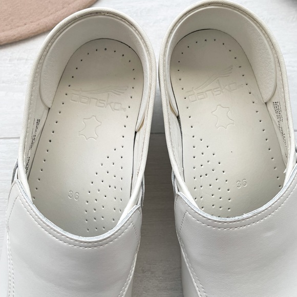 DANSKO Phoebe Professional Comfort Box Women’s Clog - Picture 13 of 17